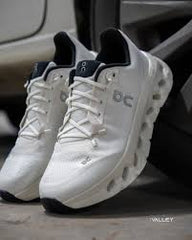 ON RUNNING SHOES CLOUDTILT