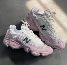 NEW BALANCE 1000