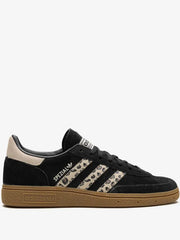Adidas Handball Spezial Black Wonder Leopard sneakers, featuring a distinct leopard print on the three stripes.