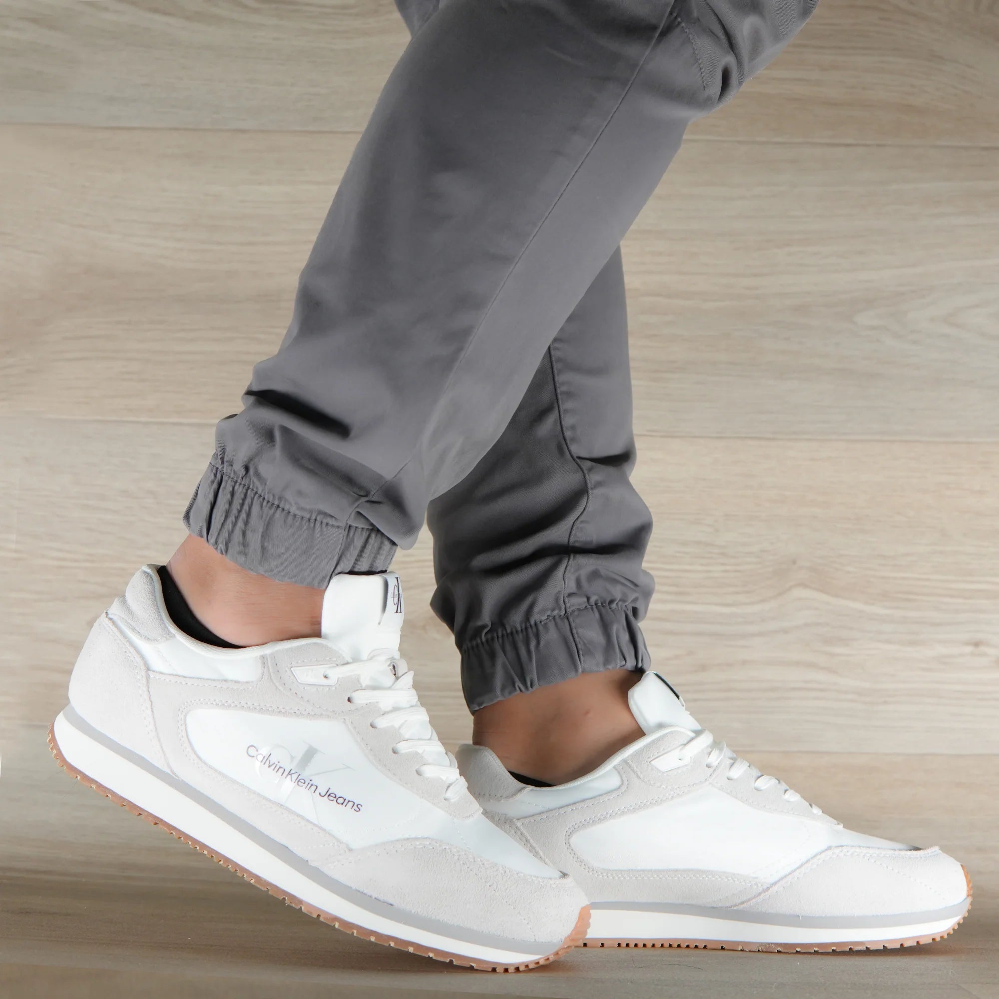 Calvin Klein Jeans Retro Runner Men's Sneaker - Gery