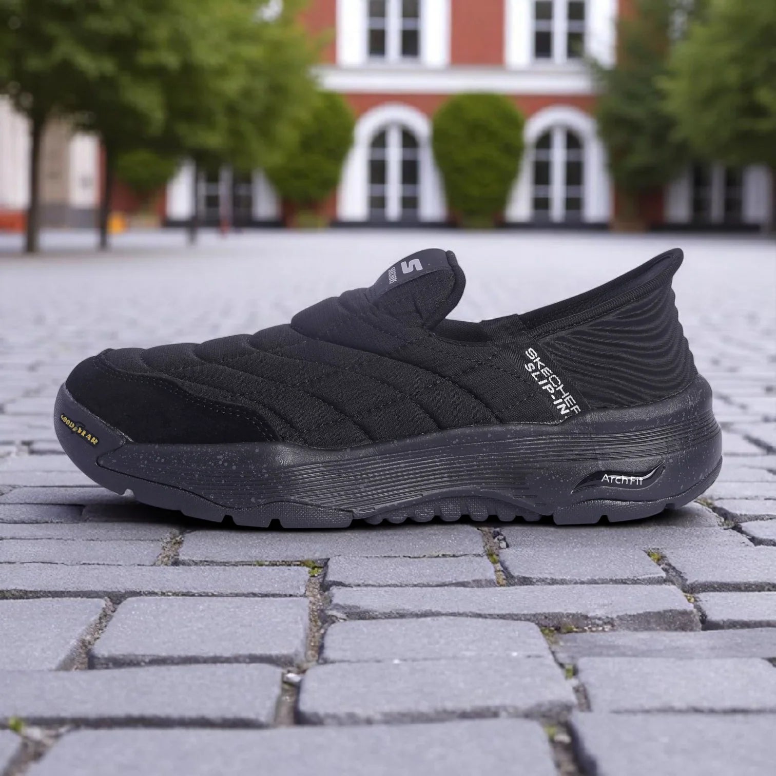 Skechers Arch Fit Slip-Ins – Quilted Comfort Edition MK - Black (Mirror)