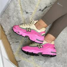 NEW BALANCE 1000