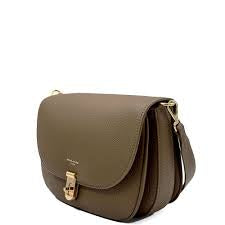 handbags from the brand David Jones.