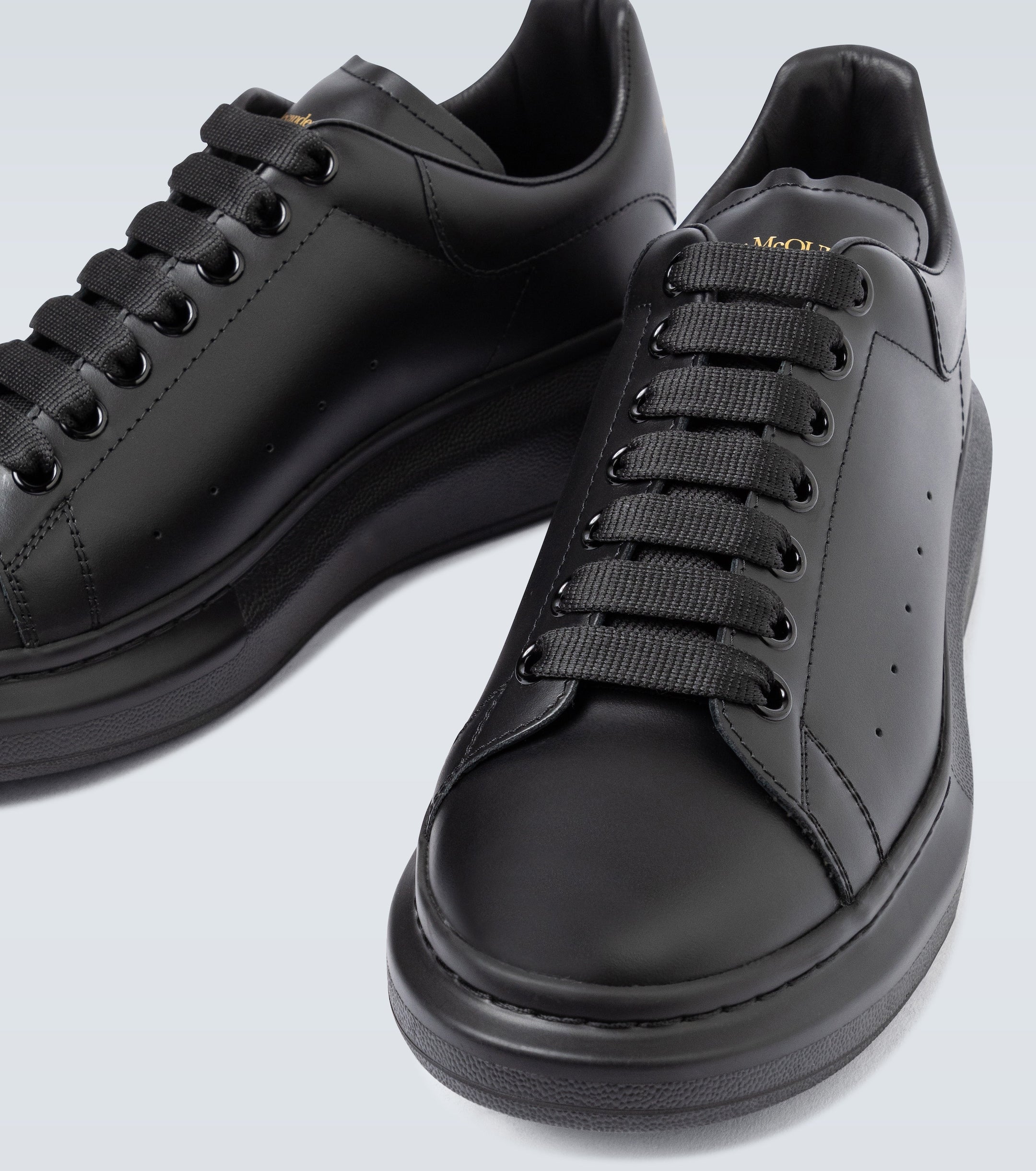 Alexander McQueen-black