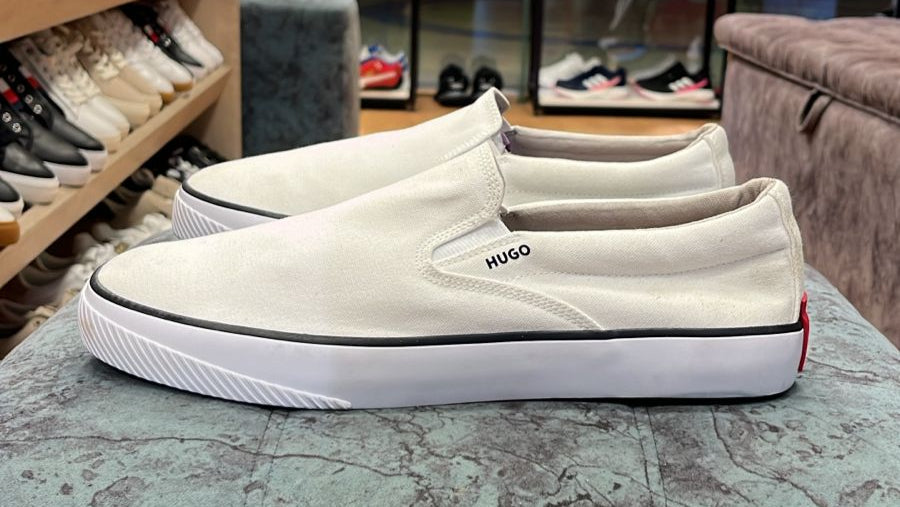 Hugo Dyer Slon Slip On - White